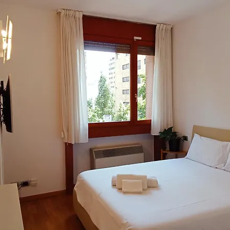 Bellissimo Bilocale Con Terrazzo דירה מילאנו
