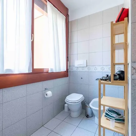 Bellissimo Bilocale Con Terrazzo Apartamento Milão