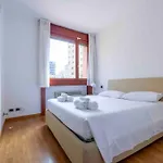 Bellissimo Bilocale Con Terrazzo *
